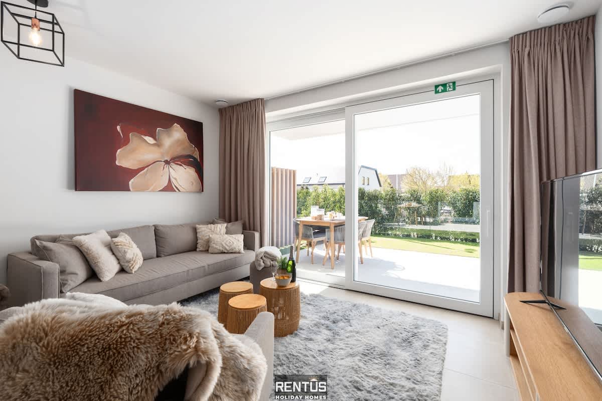 La dolce vickri - Séjour moderne avec jardin et piscine