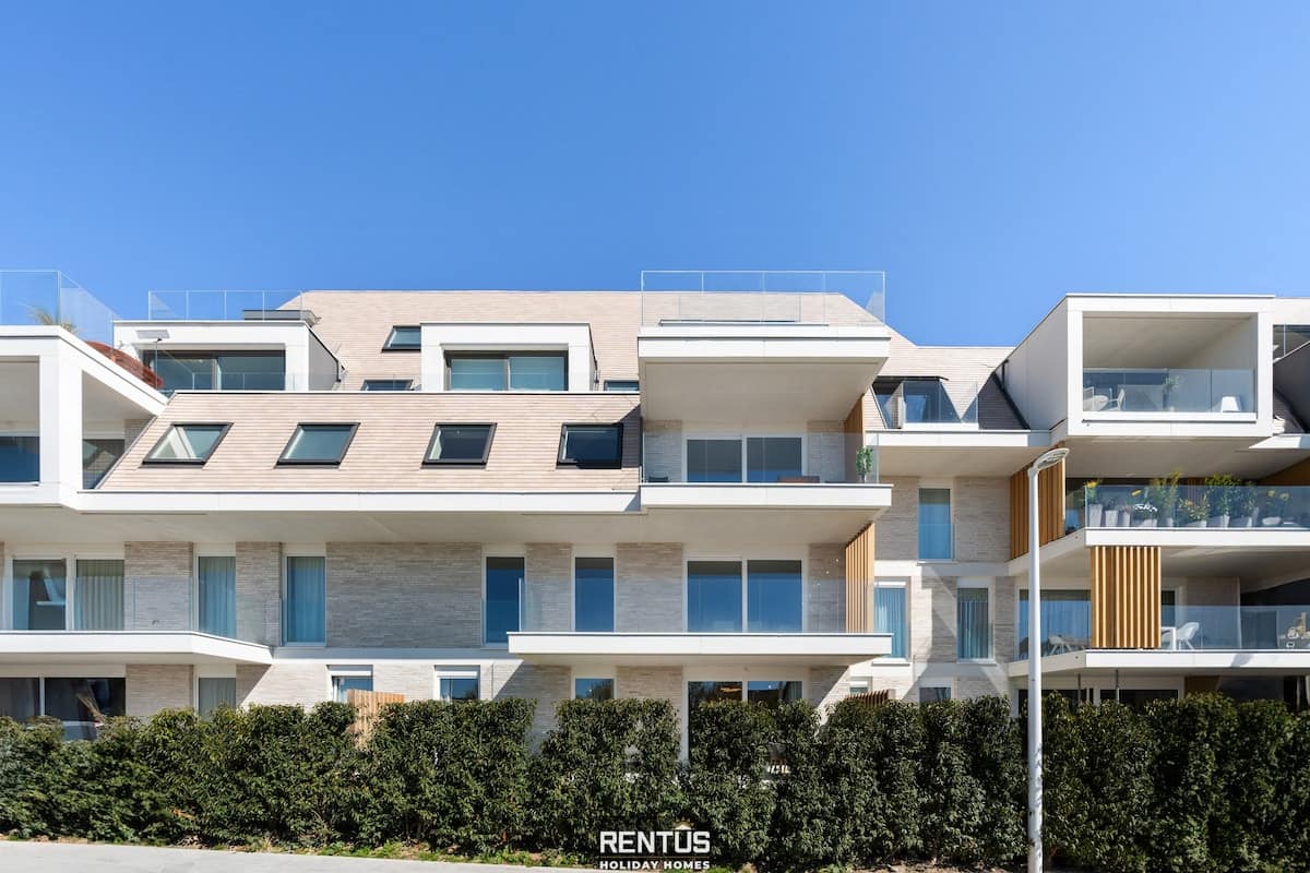 La dolce vickri - Séjour moderne avec jardin et piscine